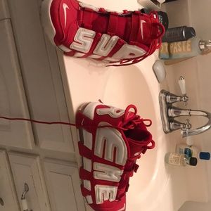 NIKE RED SUPREME UPTEMPOS SIZE 12